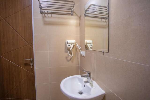 Отель Hotel Green Town Кутаиси-10